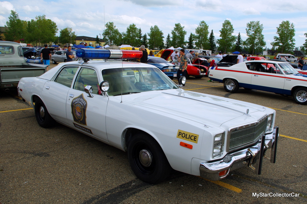 1970 Plymouth Fury Police Car