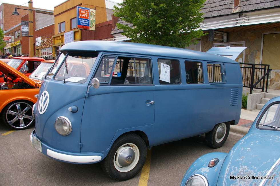 Volkswagen vw combi bi color bleu en miniature 17