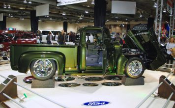 OCTOBER 2020: A 1955 FORD F-100 IS TRANSFORMED INTO A CUSTOM PRO TOURING BEAST