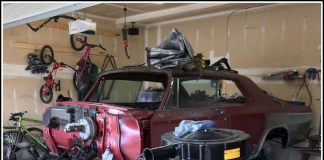 DO THE MYSTARCOLLECTORCAR GUYS REALLY GET THEIR HANDS DIRTY?