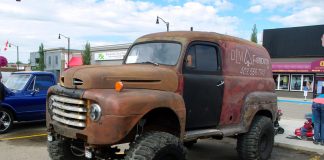 APRIL 2021: A 1948 MERCURY PANEL TRUCK NAMED “BONE-BUSTER” IS A HUGE HIT WITH A CAR GUY FAMILY