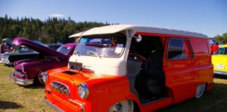FEBRUARY 2022: A WARM AND FUZZY 1959 BEDFORD CA VAN GETS A BRAND-NEW ATTITUDE