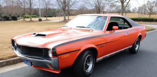 APRIL 2022: A SPORTY 1970 AMC JAVELIN MARK DONOHUE EDITION IS A HUGE HIT WITH ITS FAN/OWNER