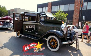 MAY 2023: THIS 1928 AUBURN 6-76 SEDAN STILL HAULS A BIG LOAD OF FAMILY MEMORIES