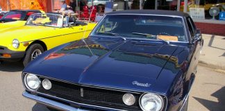 OCTOBER 2023: HERE’S PROOF CHEVY DID BUILD A 1967 CAMARO WITH A BENCH SEAT AND COLUMN-MOUNTED SHIFT