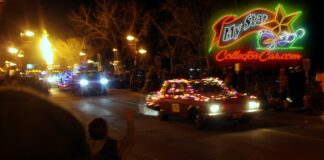 WHAT IT’S LIKE TO PUT AN OLD CAR INTO A CHRISTMAS PARADE
