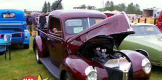 DECEMBER 2024: A 1940 FORD ½ -TON PICKUP RETRO MOD WAS BUILT IN ITS TALENTED OWNER’S GARAGE