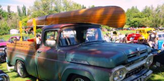 OCTOBER 2025: 1960 MERCURY M-100—THIS CANUCK TRUCK HANDLES LIKE A 2008 CROWN VIC P-71 POLICE CAR