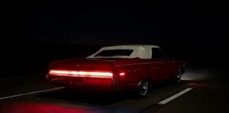 CLASSY TAILLIGHTS ON CLASSY IRON